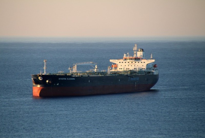 Oil tanker hijacked off Yemen coast and taken towards Somalia